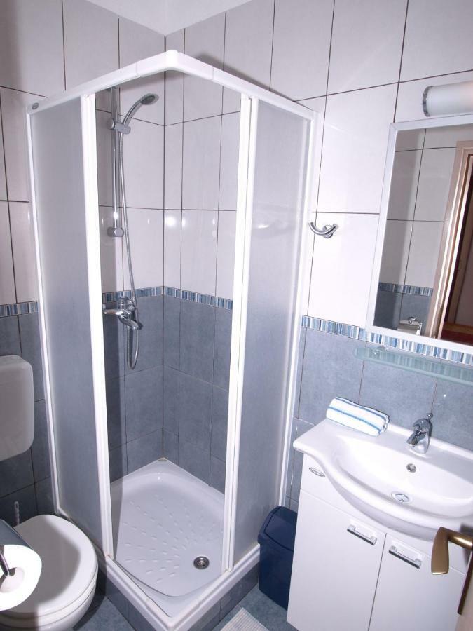 Apartments Skorin Lumbarda Exterior foto